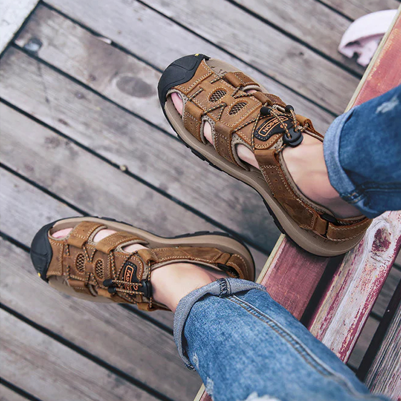 🎁 Don’t Miss 45% -Men’s Leather Support Sandals – Lightweight & Non-Slip