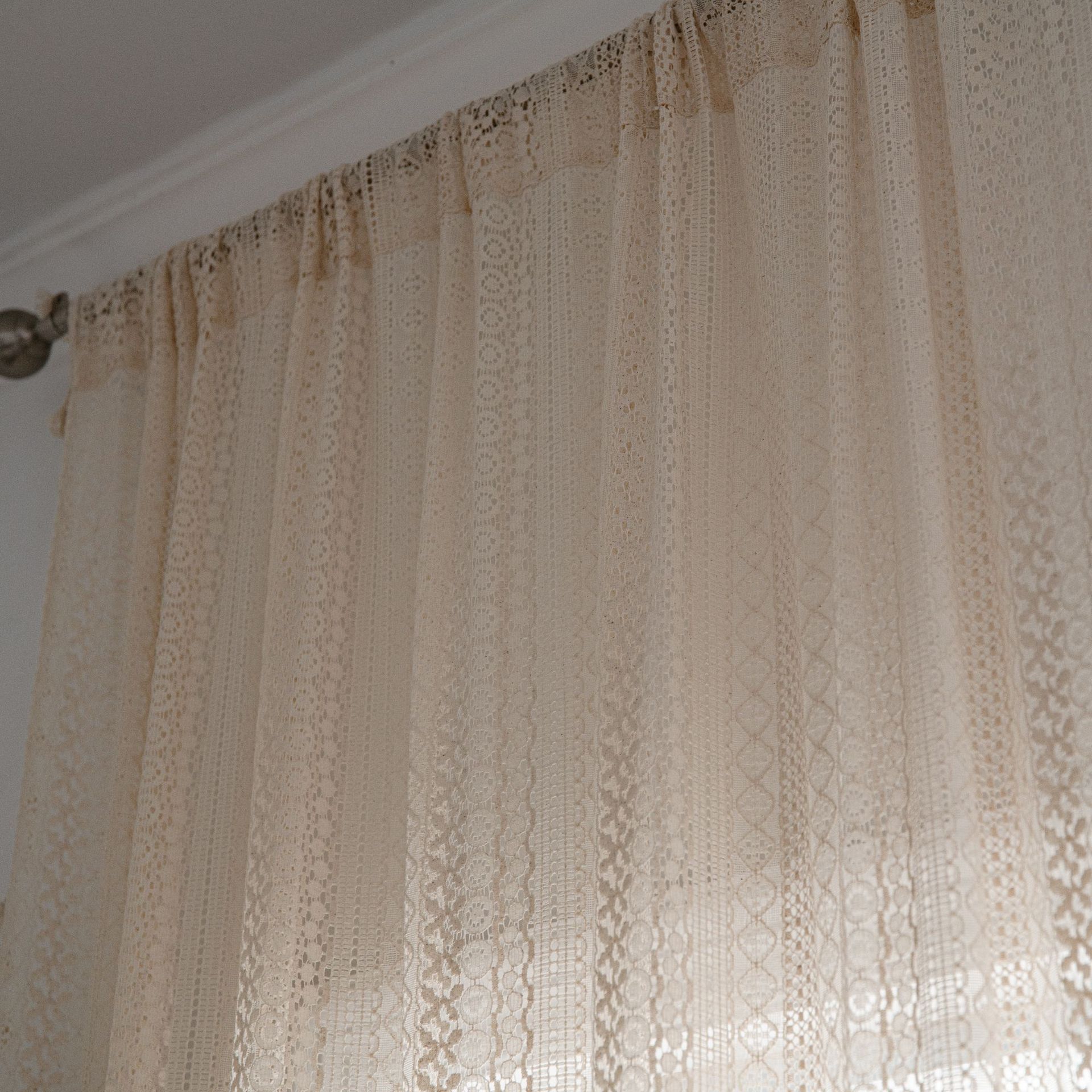 Emanchi Yun Crochet Curtains – Sheer Beige, American Country Style, Ready-Made for Living Room, Balcony & Bedroom