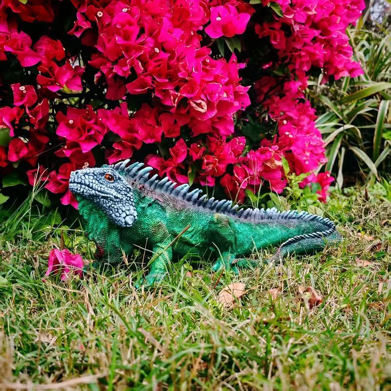 🦎Realistische Leguan-Statue