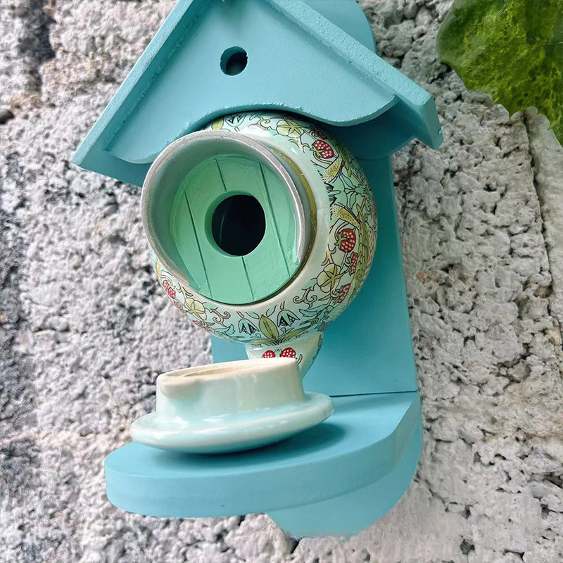 Charmig fågelmatare i harts med blått tak och blommönster 【Köp 2 gratis frakt】