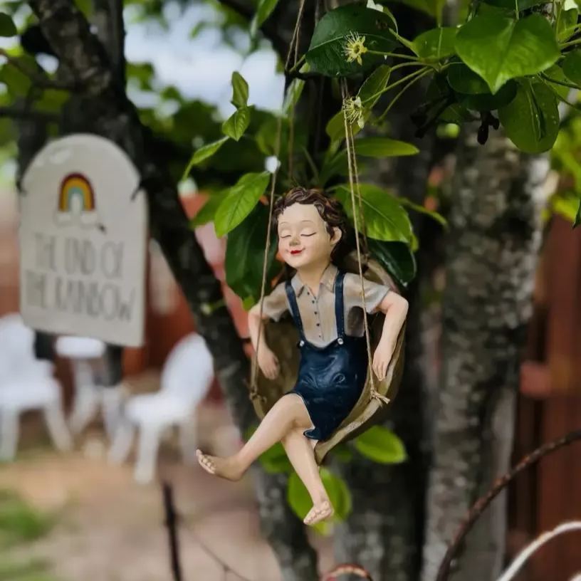 Handgefertigte Schaukel-Skulptur aus Walnussholz und Kunstharz 【2 kaufen, versandkostenfrei】