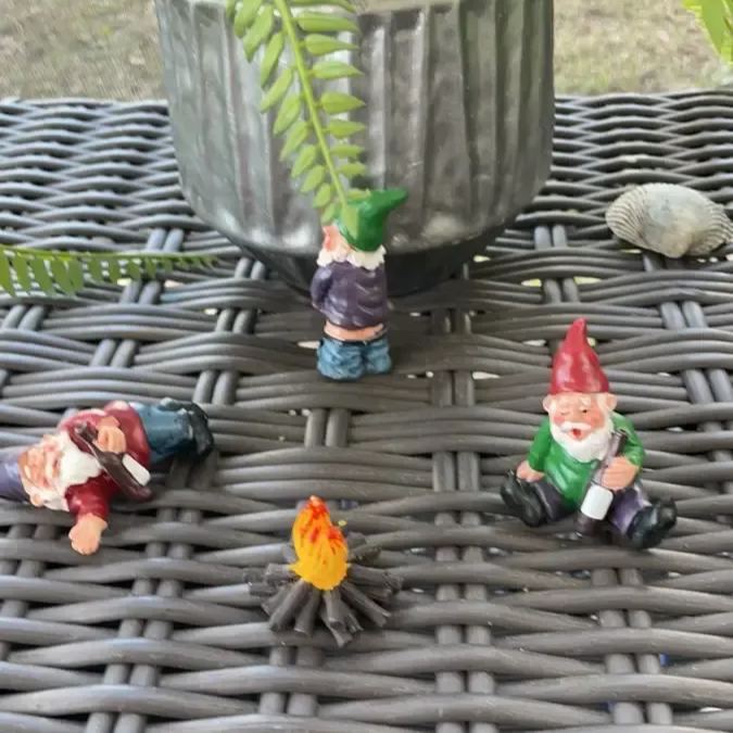 4-teiliges Party-Set „Betrunkener Gartenzwerg“ 【2 Sets kaufen, 1 gratis dazu】