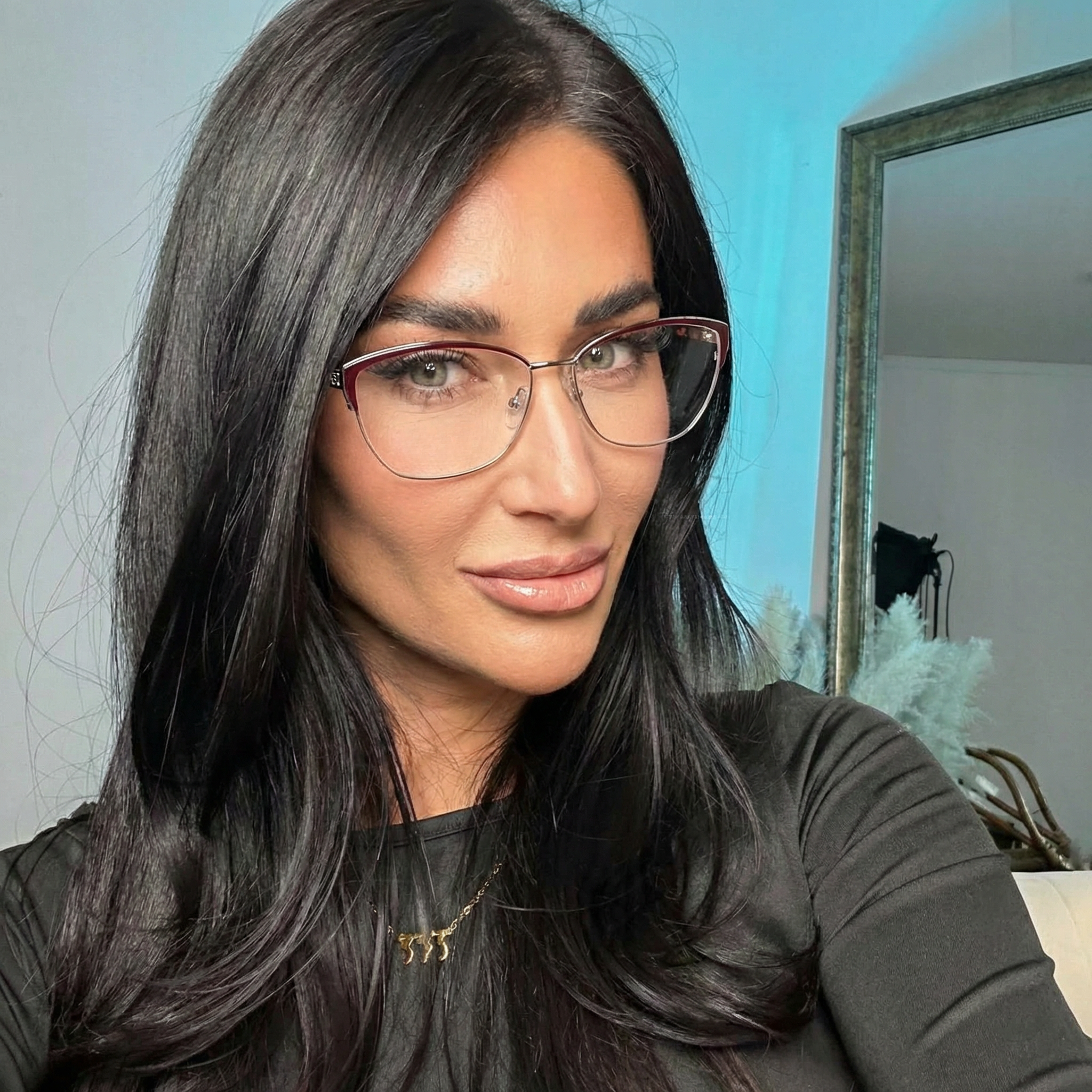 Square Glasses #69-3673