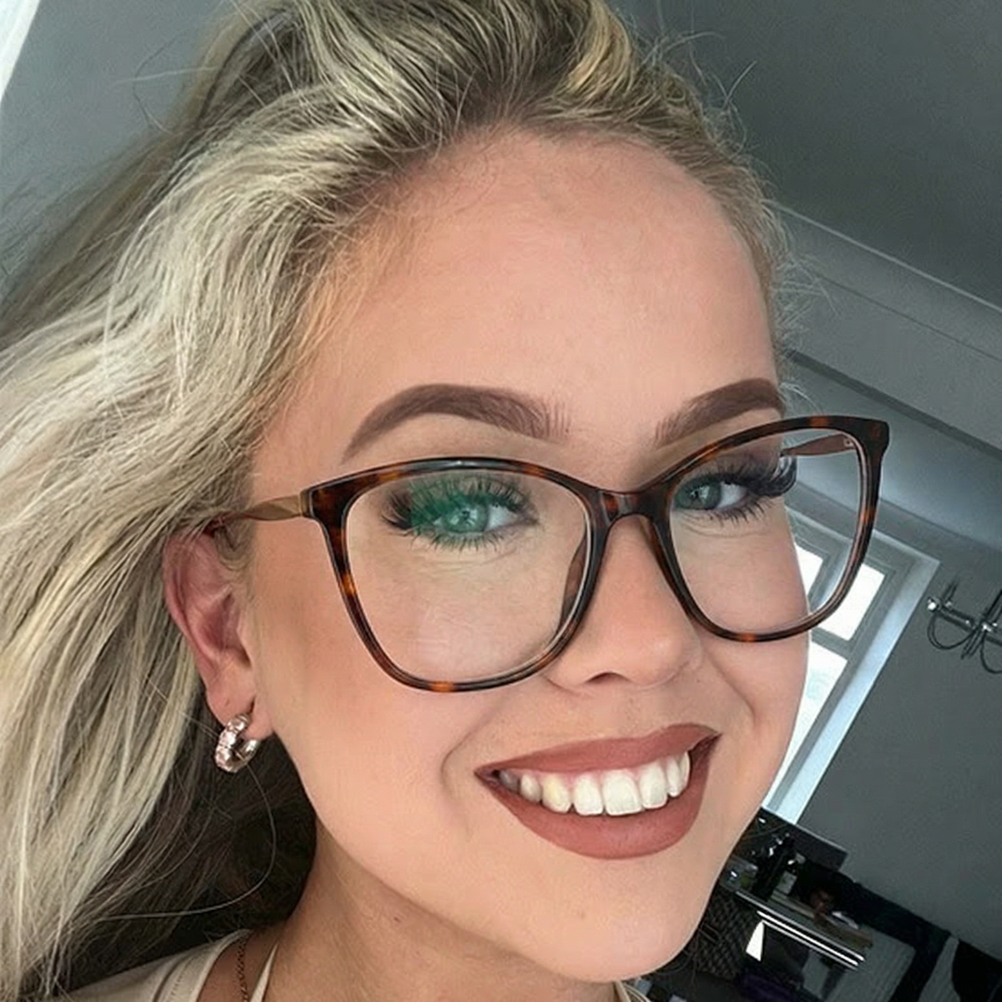 Square Glasses #69-z500