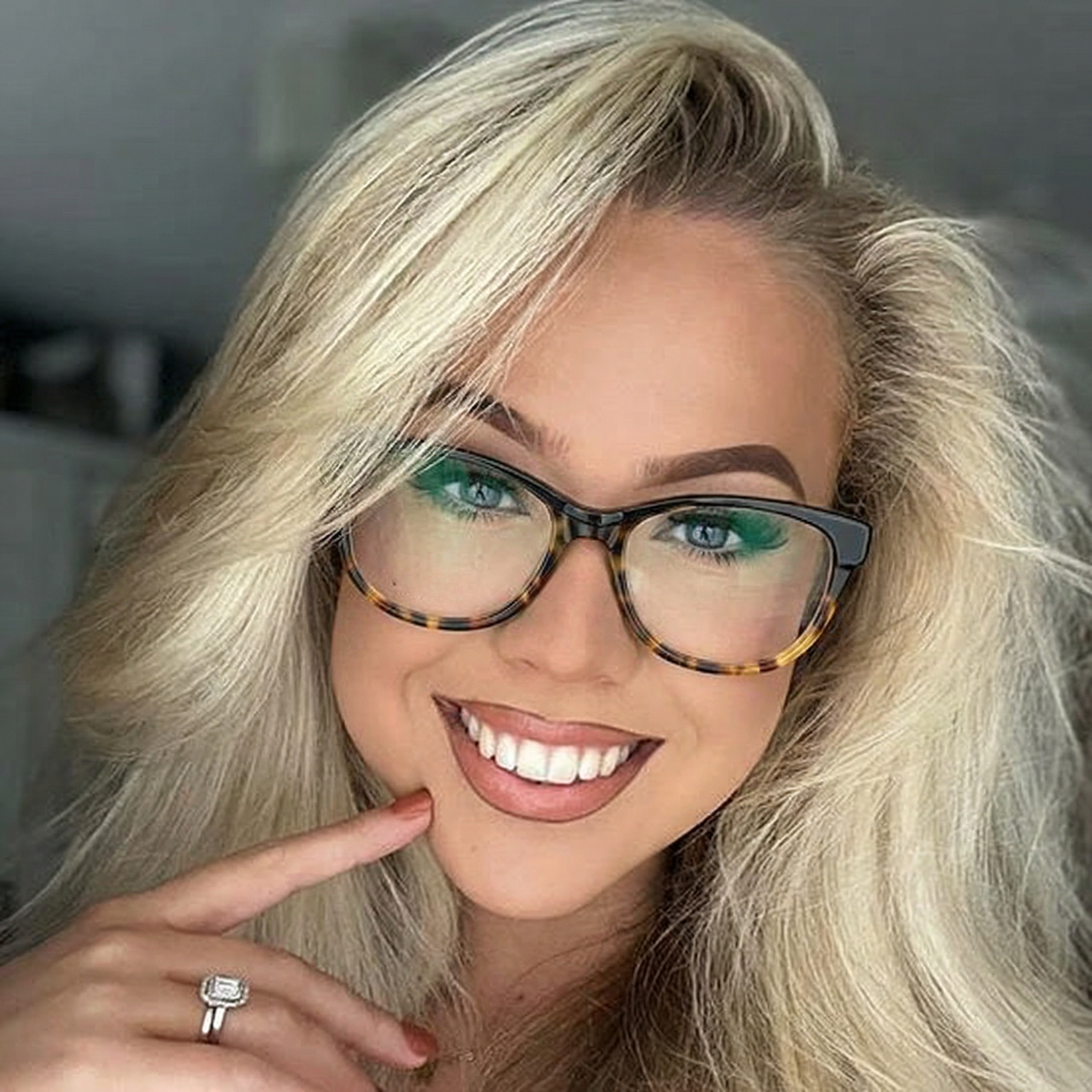 Square Glasses #69-5002