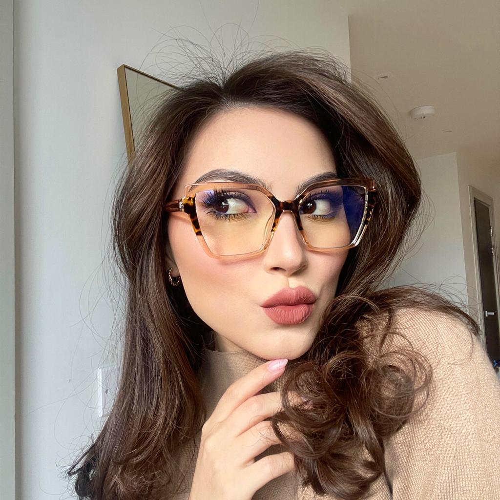https://images.openai.com/static-rsc-4/WEQdiSbnrQ70bdLojBIua2wxMe_CglBbLipwOIuN-Auj-QpOgfq7lybtcm9w54gn_lpYOtt0pv8w-B8ARBurrWBPxm1aBVsnM0VBjCq0cZ6dCGzzJm9sFVRhzeHE3NySdisCSAl9Vx6XsUlMEMQ6E7bHWYfmothtaA8bZ4GscI7VuYeOA3FSjhLV9SSxIxuS?purpose=fullsize