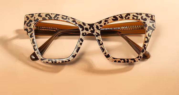 Womens cat-eye prescription glasses