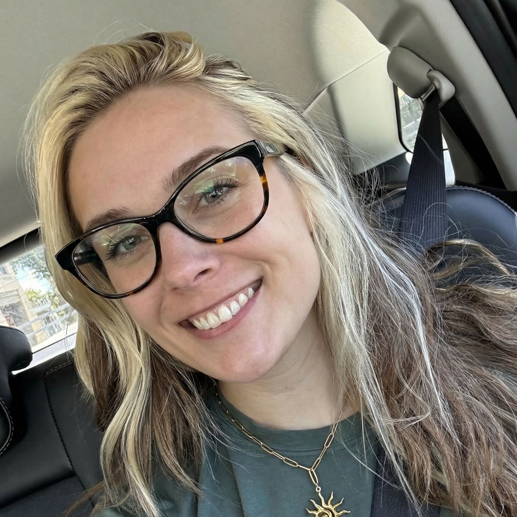 Square Glasses #69-5002