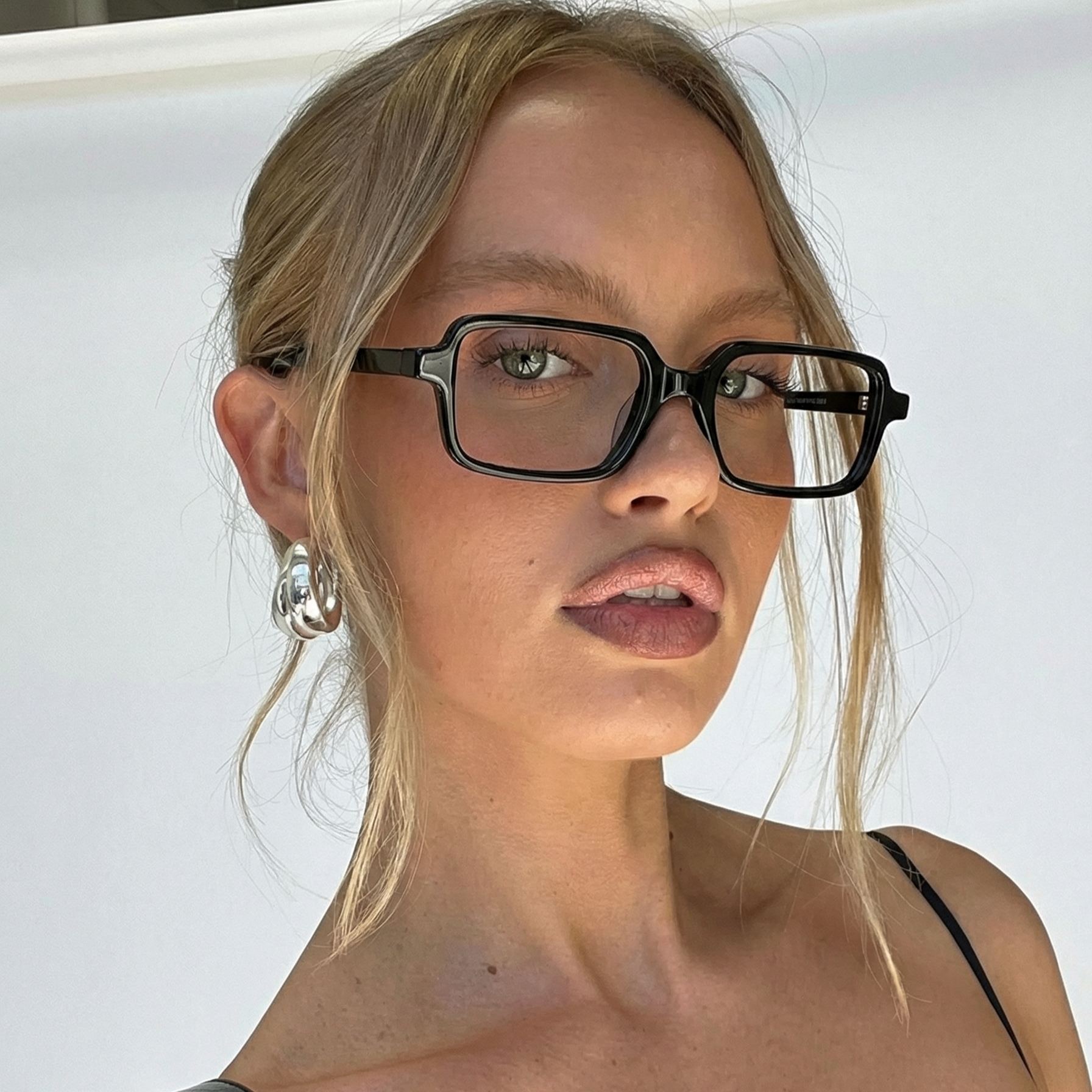 Rectangle Glasses #69-8101