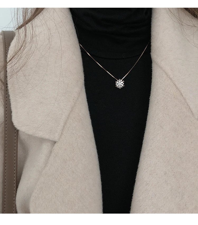 Snowflake Shining Crystal Necklace