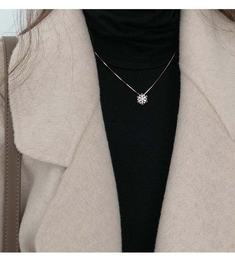 Snowflake Shining Crystal Necklace