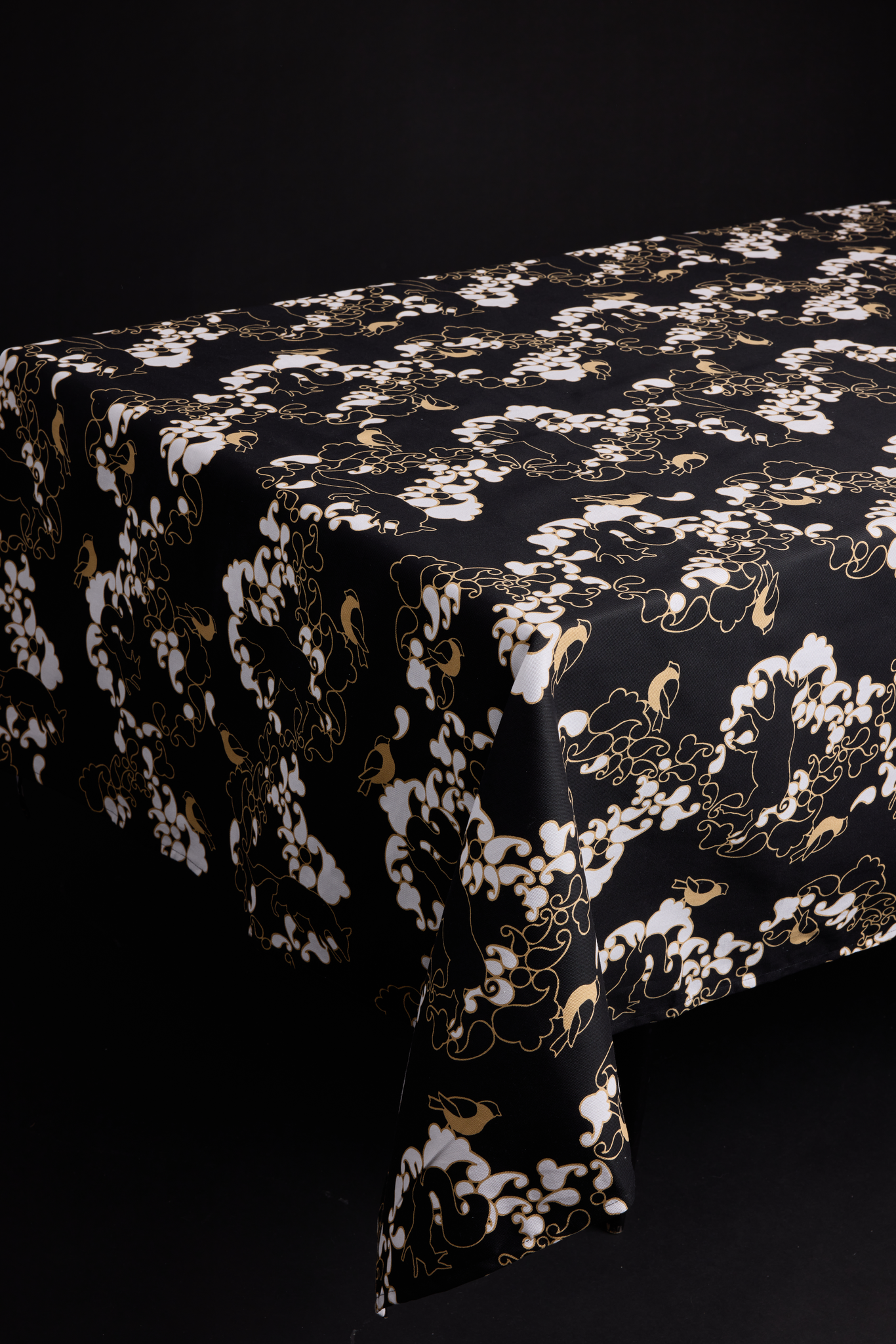 Sopraano pöytäliina-Finlayson