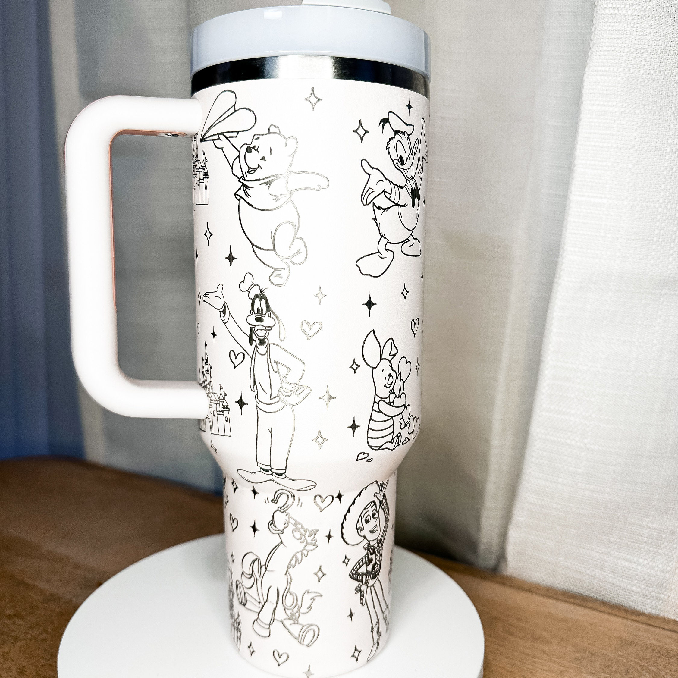 DS Characters Quencher H2.0 FlowState? Tumbler | 30/40 OZ