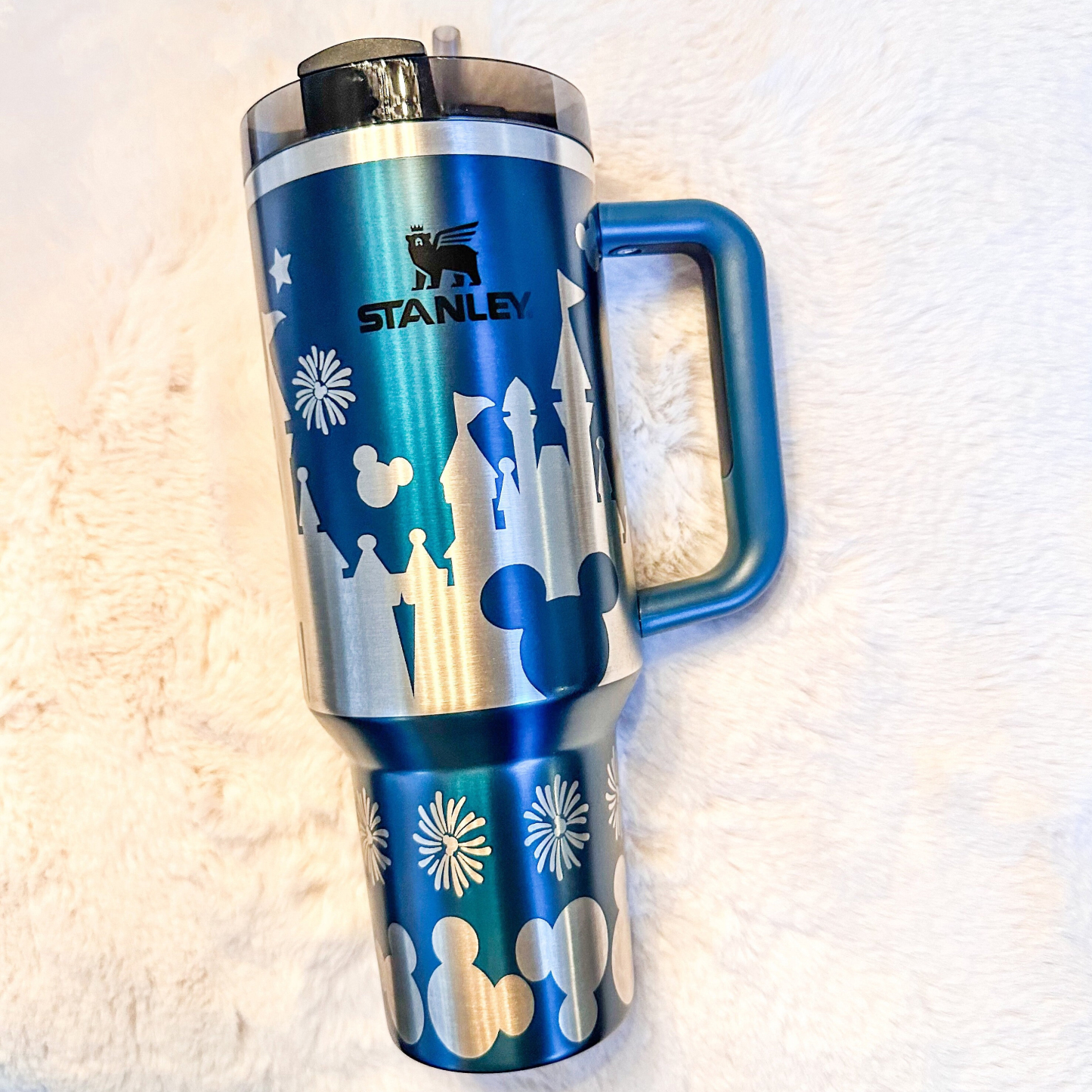 DS Castle Quencher H2.0 FlowState? Tumbler | 30/40 OZ