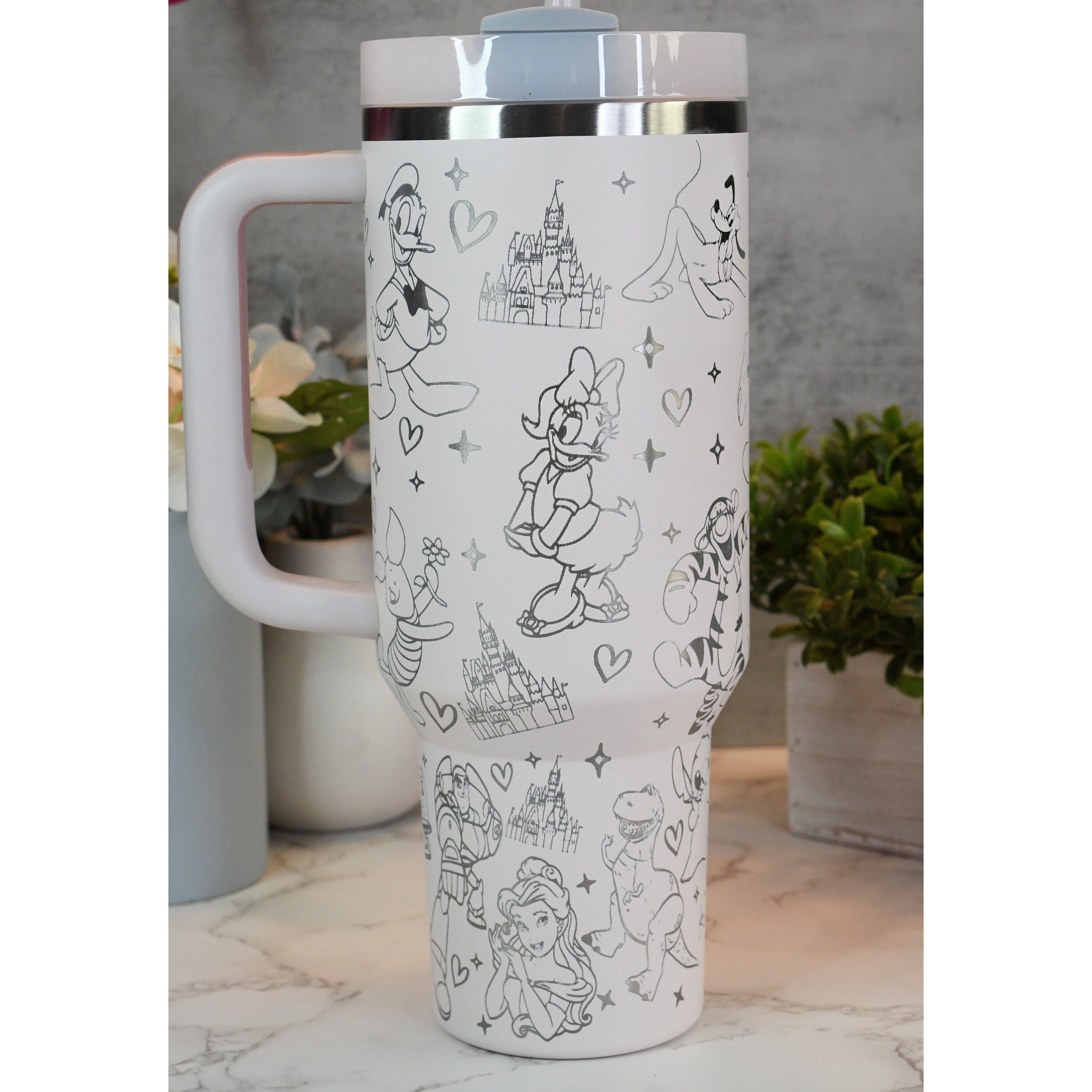 DS Characters Quencher H2.0 FlowState? Tumbler | 30/40 OZ