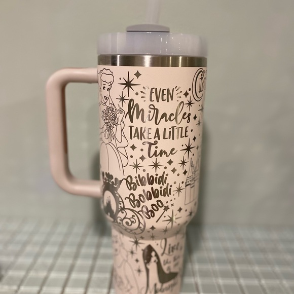 Cindethtrella Quencher H2.0 FlowState? Tumbler | 30/40 OZ