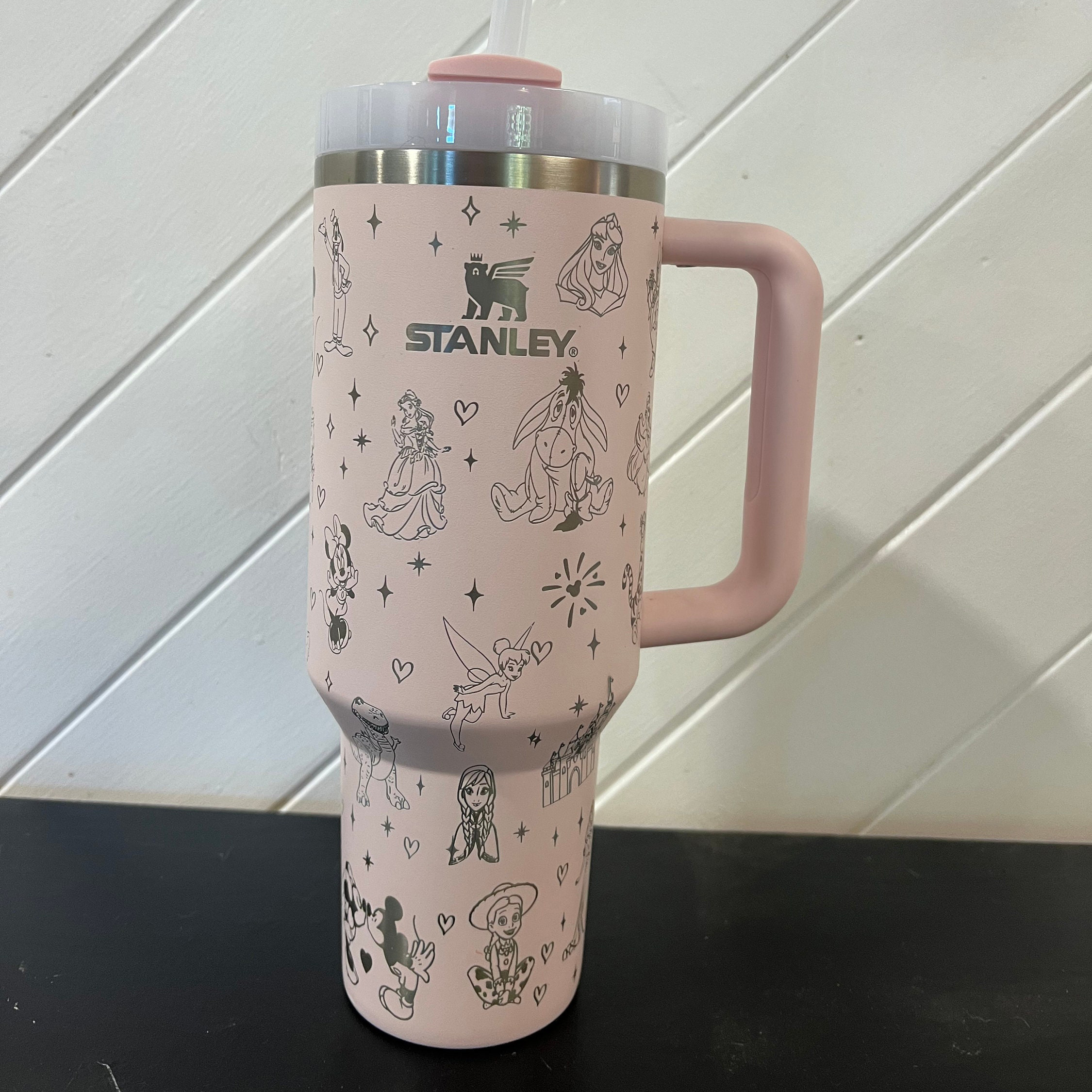 DS Characters Quencher H2.0 FlowState? Tumbler | 30/40 OZ