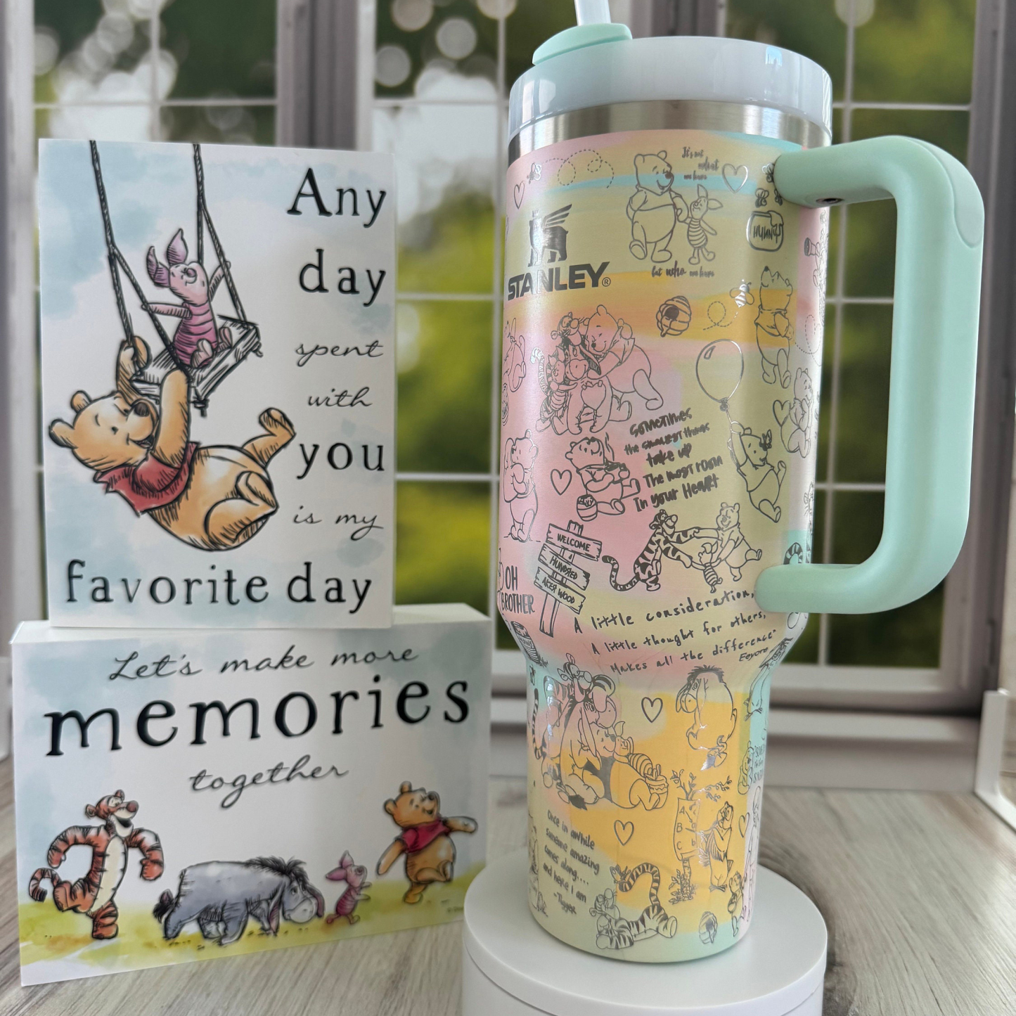 Pothtoh The Winthtnie Quencher H2.0 FlowState? Tumbler | 40 OZ