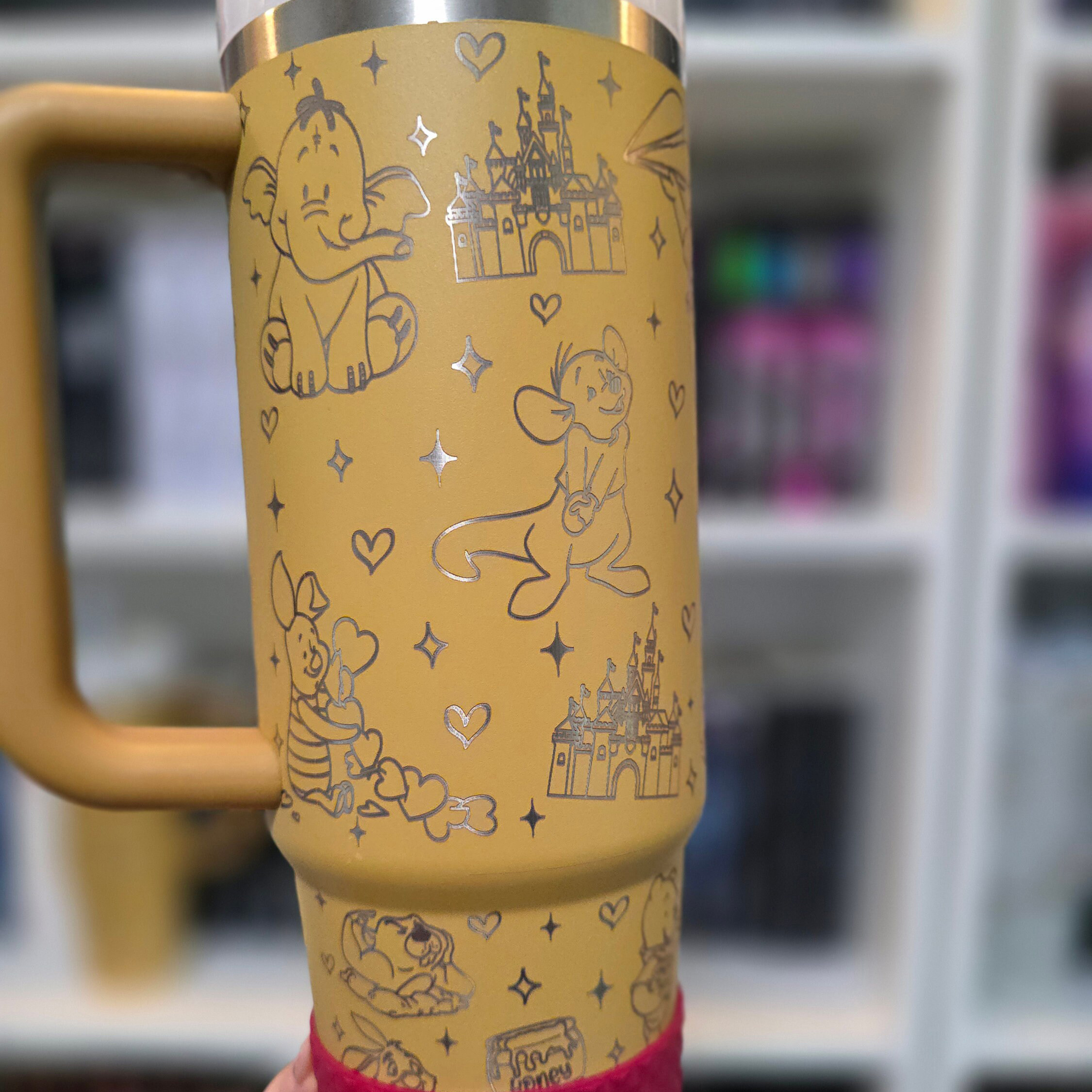 Pothtoh The Winthtnie Quencher H2.0 FlowState? Tumbler | 40 OZ