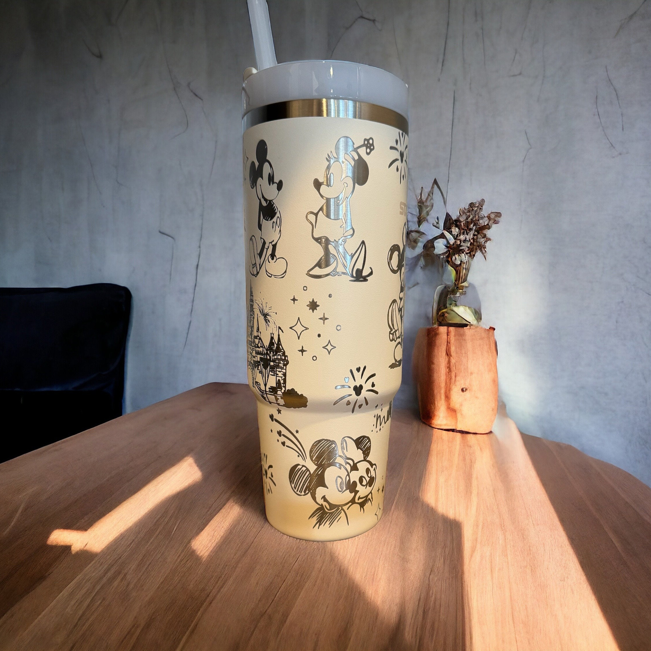 Mithtckey And Minthtnie Mouse Quencher H2.0 FlowState? Tumbler | 40 OZ