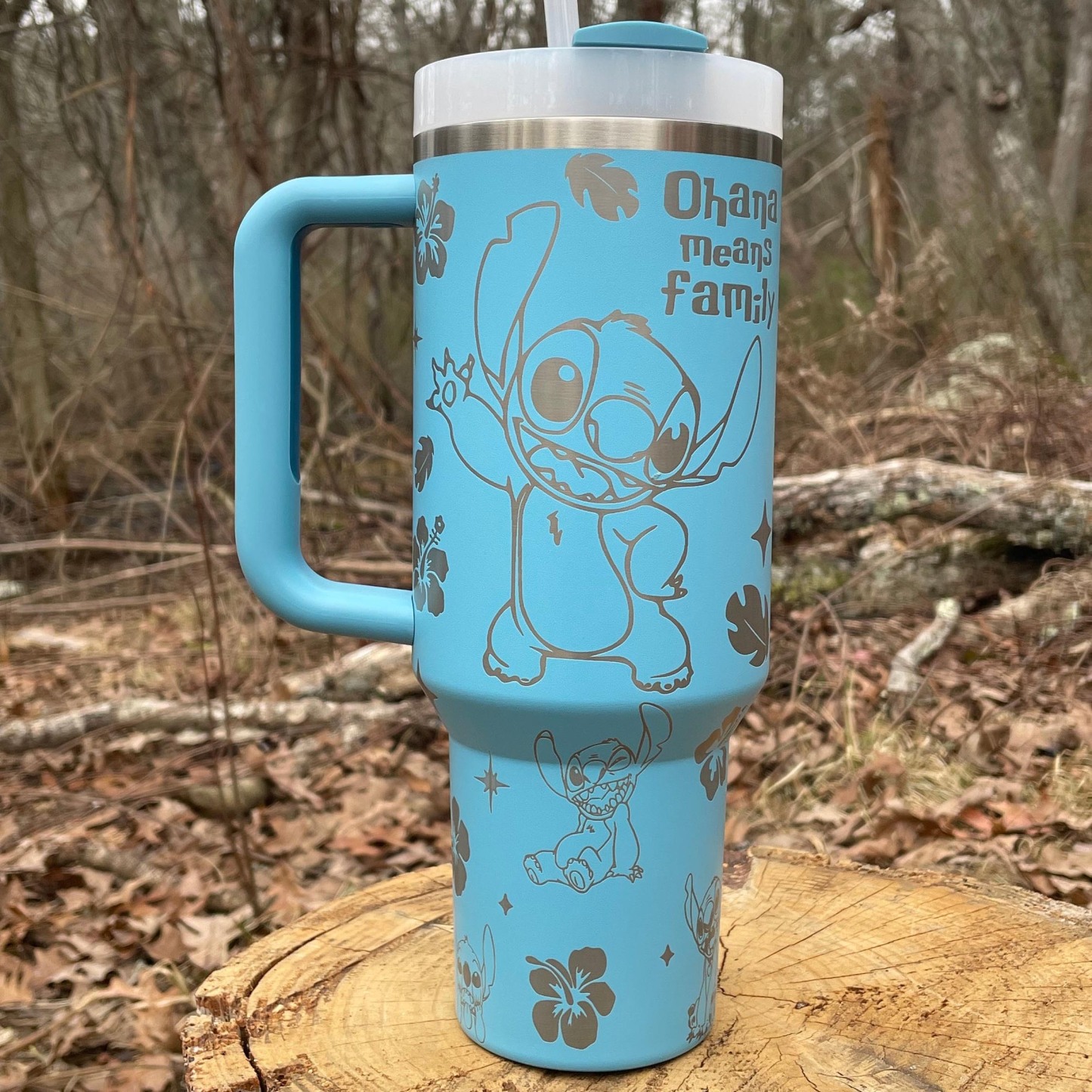 Lithtlo & Stitcthth Quencher H2.0 FlowState? Tumbler | 40 OZ