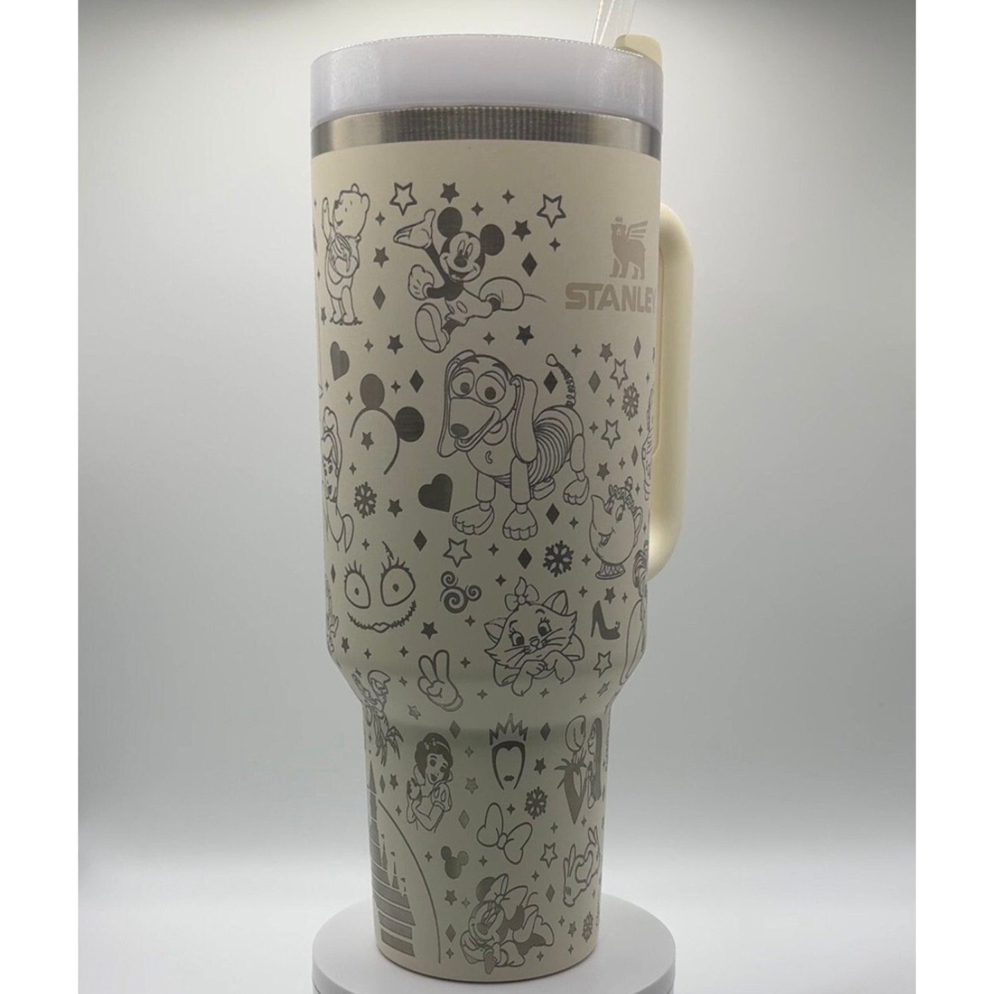 DS Characters Quencher H2.0 FlowState? Tumbler | 30/40 OZ
