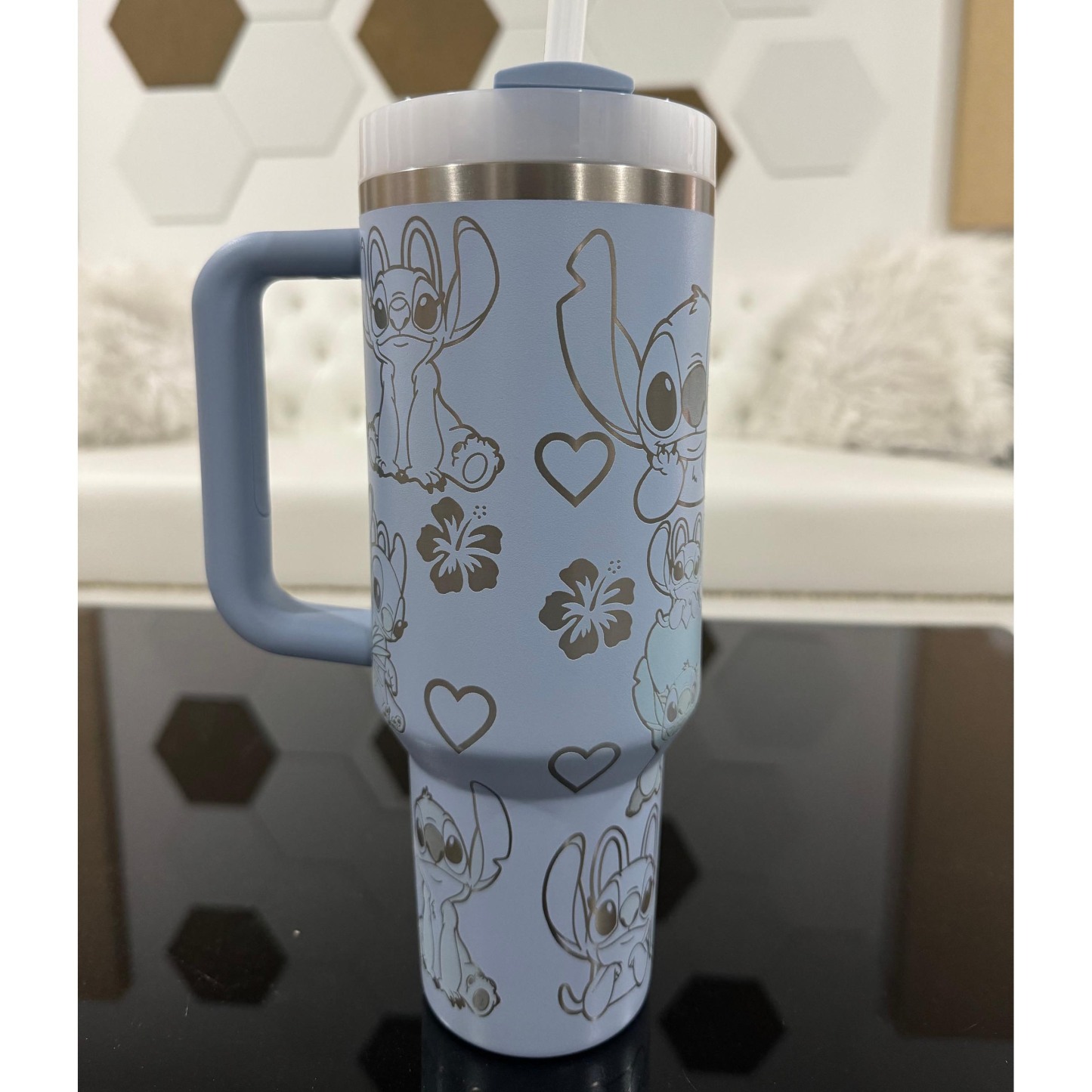 Lithtlo & Stitcthth Quencher H2.0 FlowState? Tumbler | 40 OZ