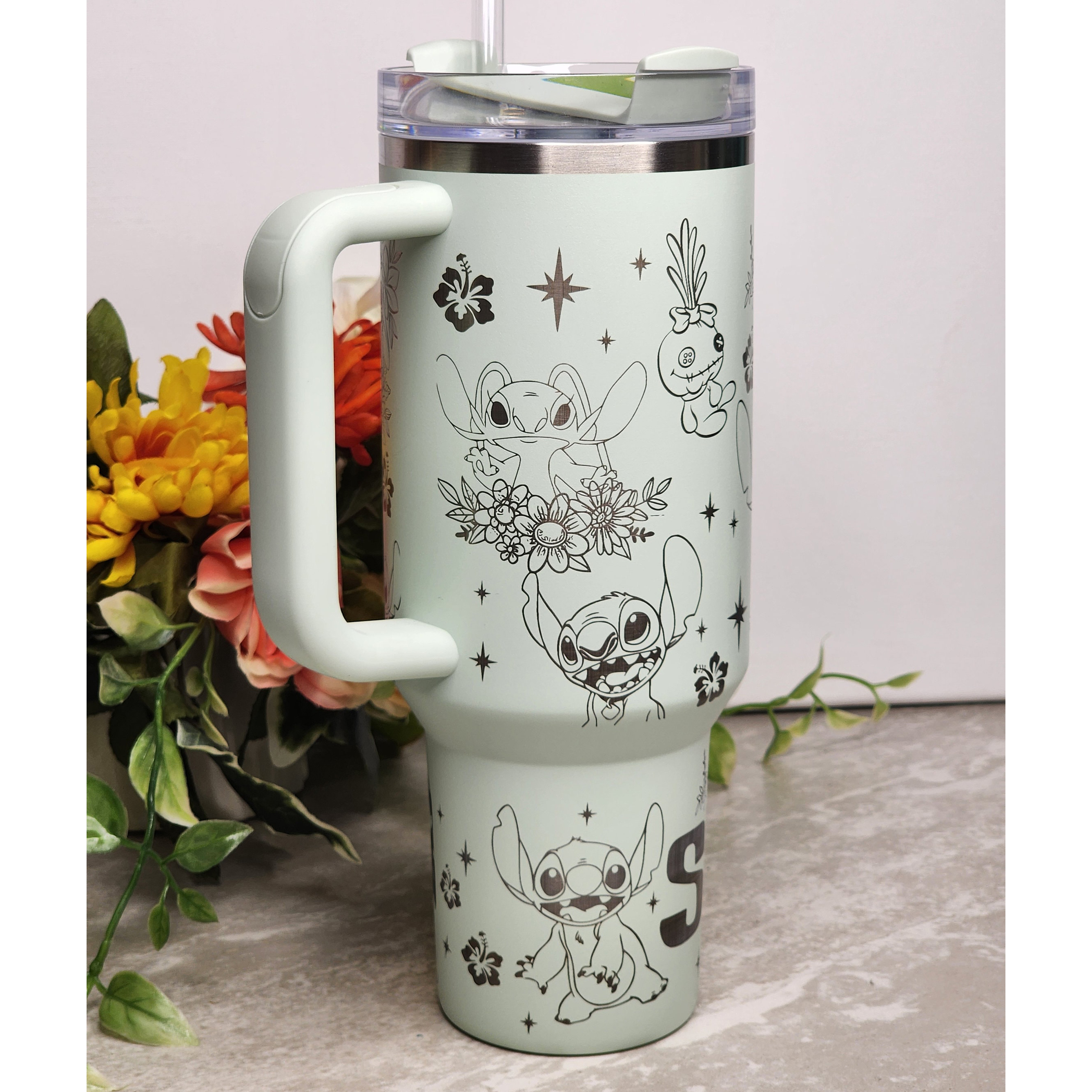 Lithtlo & Stitcthth Quencher H2.0 FlowState? Tumbler | 40 OZ