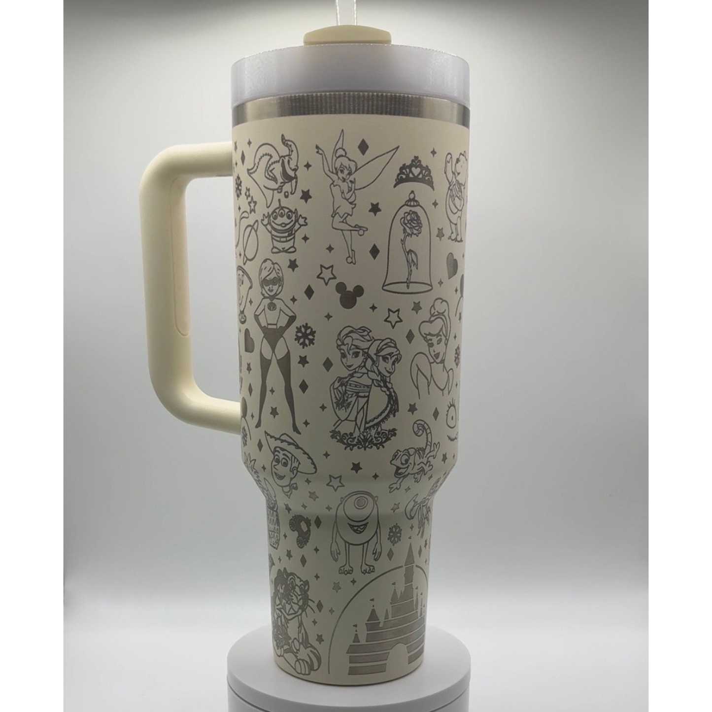 DS Characters Quencher H2.0 FlowState? Tumbler | 30/40 OZ
