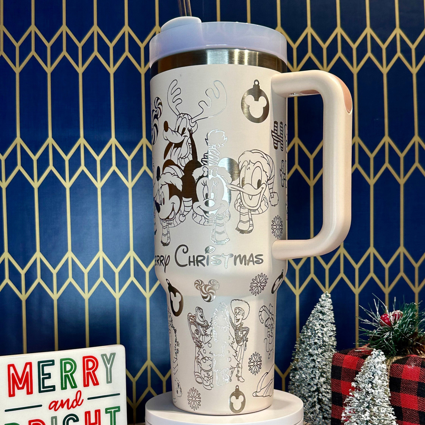 DS Christmas Quencher H2.0 FlowState? Tumbler | 30/40 OZ