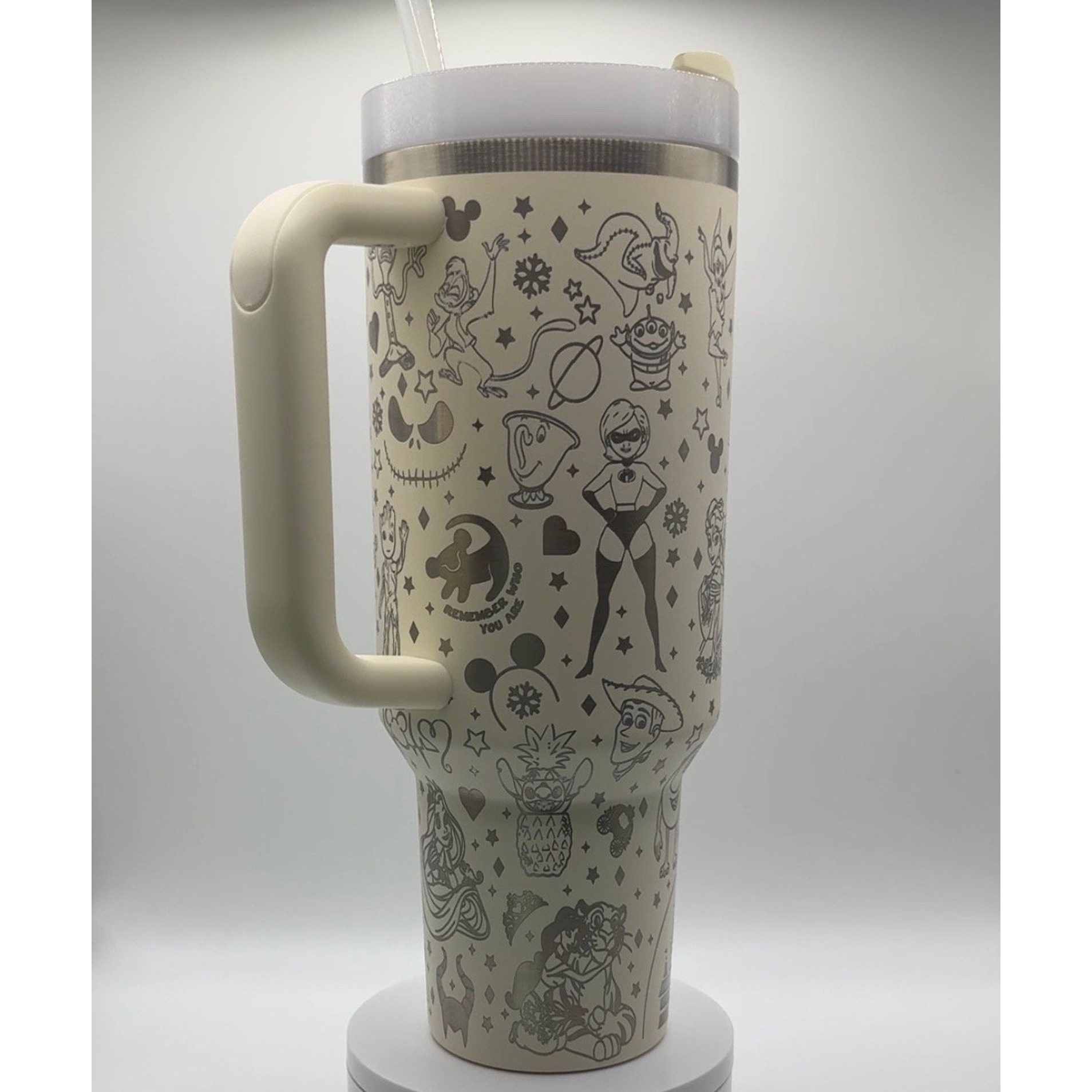 DS Characters Quencher H2.0 FlowState? Tumbler | 30/40 OZ