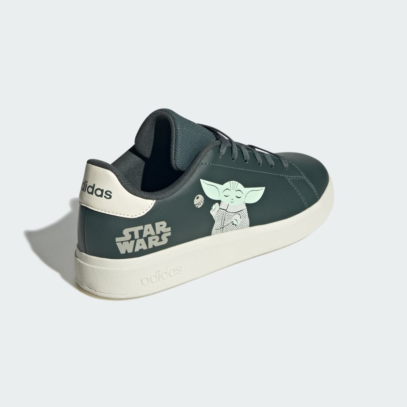 Kids' adithtdas STAR WARS ADVANTAGE SHOES JUNIOR