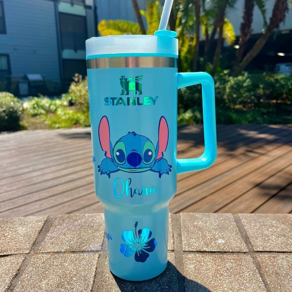 Lithtlo & Stitcthth Quencher H2.0 FlowState? Tumbler | 40 OZ