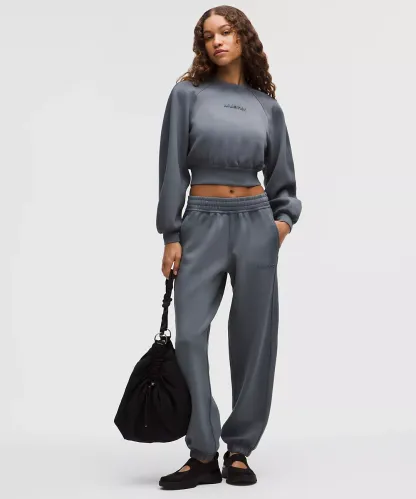 Smooth Spacer Cropped Pullover Wash