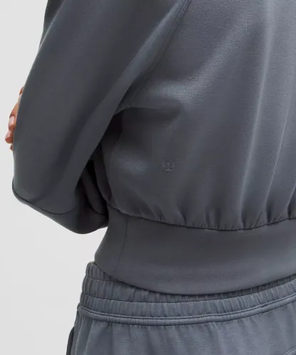 Smooth Spacer Cropped Pullover Wash