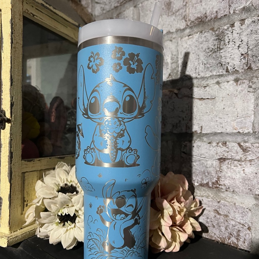 Lithtlo & Stitcthth Quencher H2.0 FlowState? Tumbler | 40 OZ
