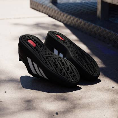 Men's adithtdas Grand Court 3.0 Shoes