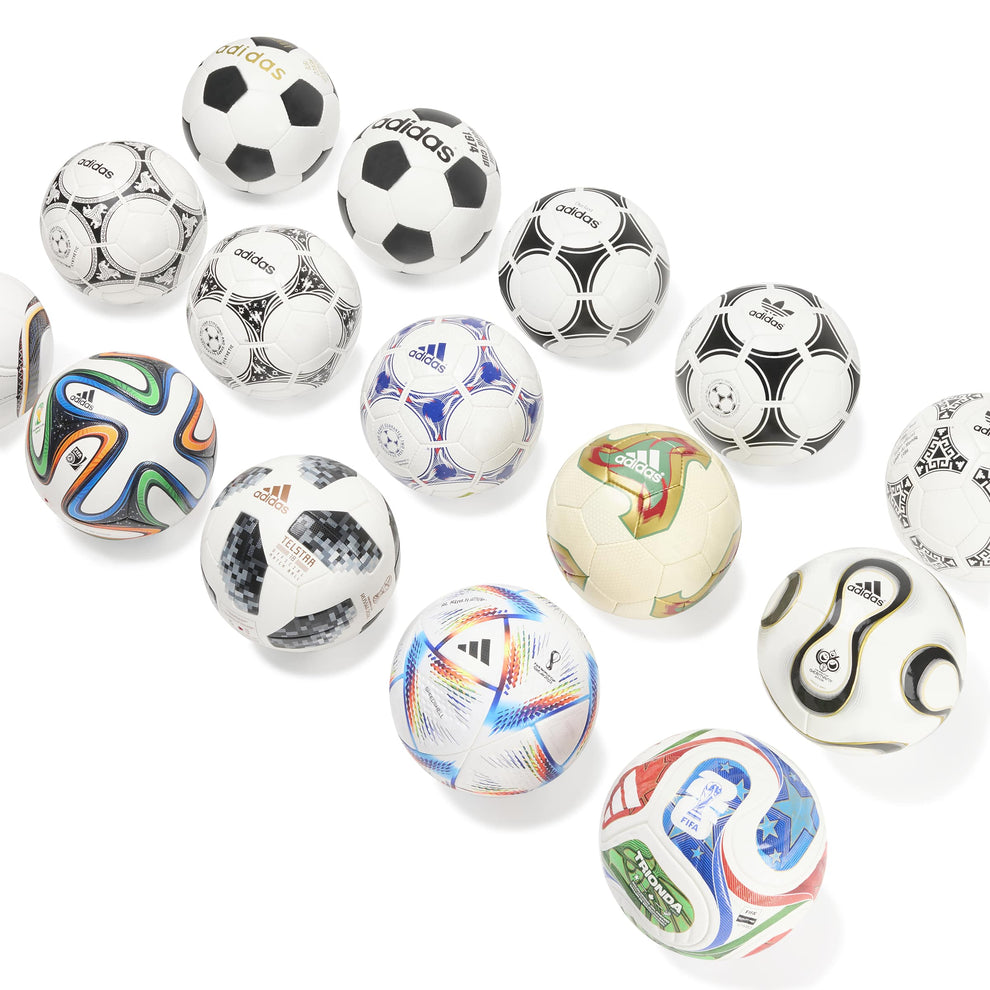 Adithtdas FIFthtA Wothtrld Cuthtp™ Historical Club Ball Set