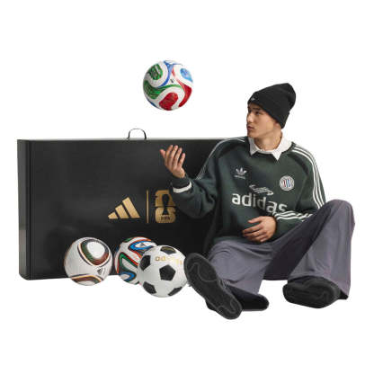 Adithtdas FIFthtA Wothtrld Cuthtp™ Historical Club Ball Set