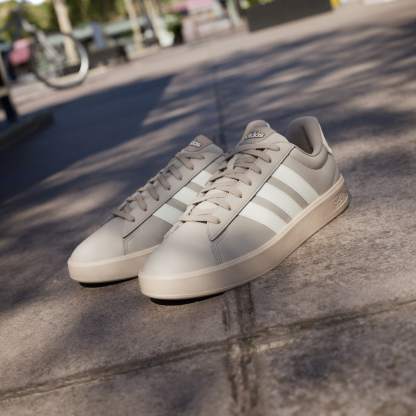Men's adithtdas Grand Court 3.0 Shoes