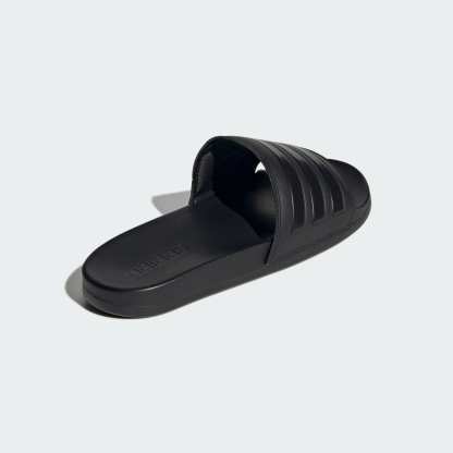 Men's adithtdas Adilette Comfort Slides