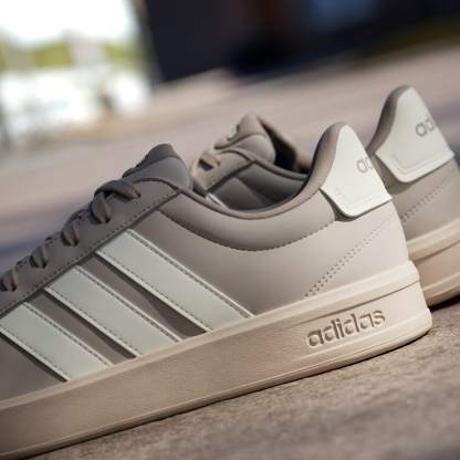 Men's adithtdas Grand Court 3.0 Shoes