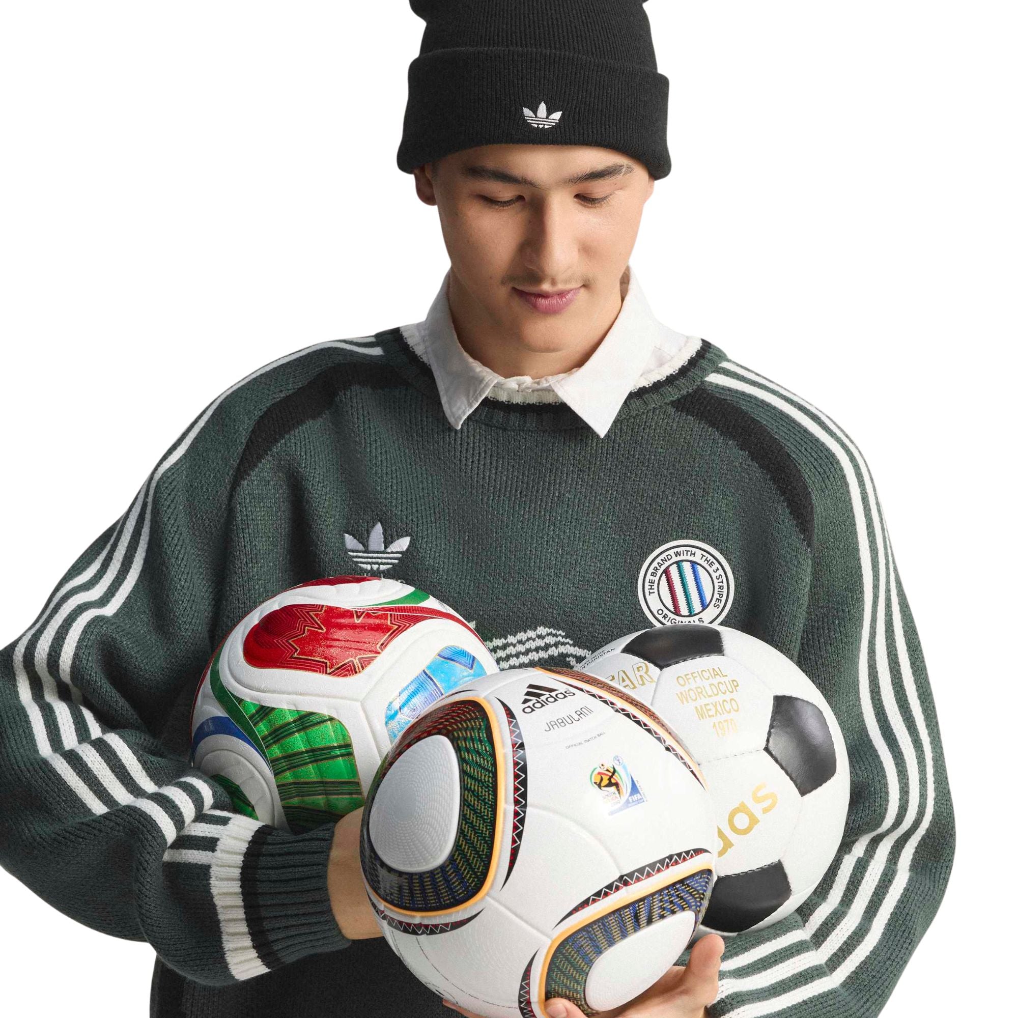 Adithtdas FIFthtA Wothtrld Cuthtp™ Historical Club Ball Set