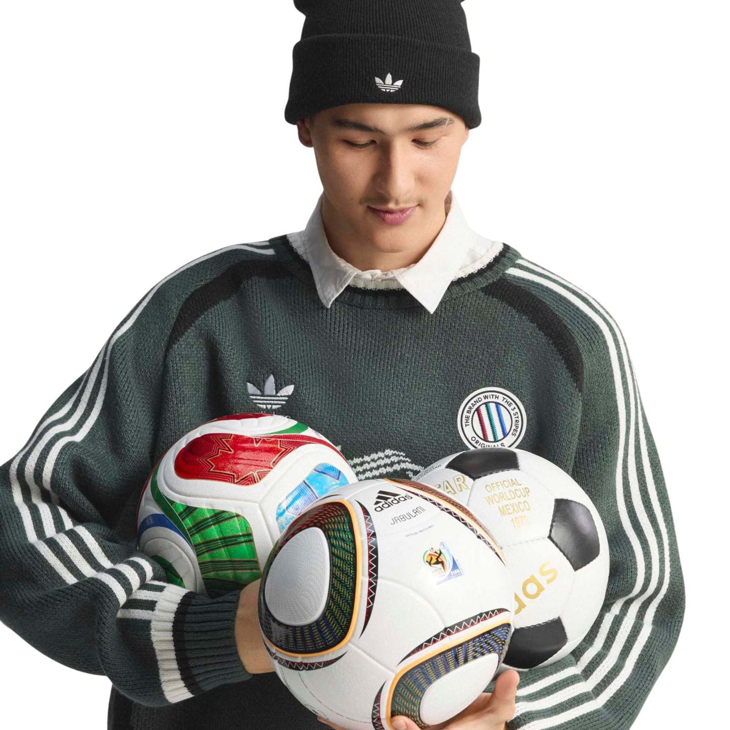 Adithtdas FIFthtA Wothtrld Cuthtp™ Historical Club Ball Set