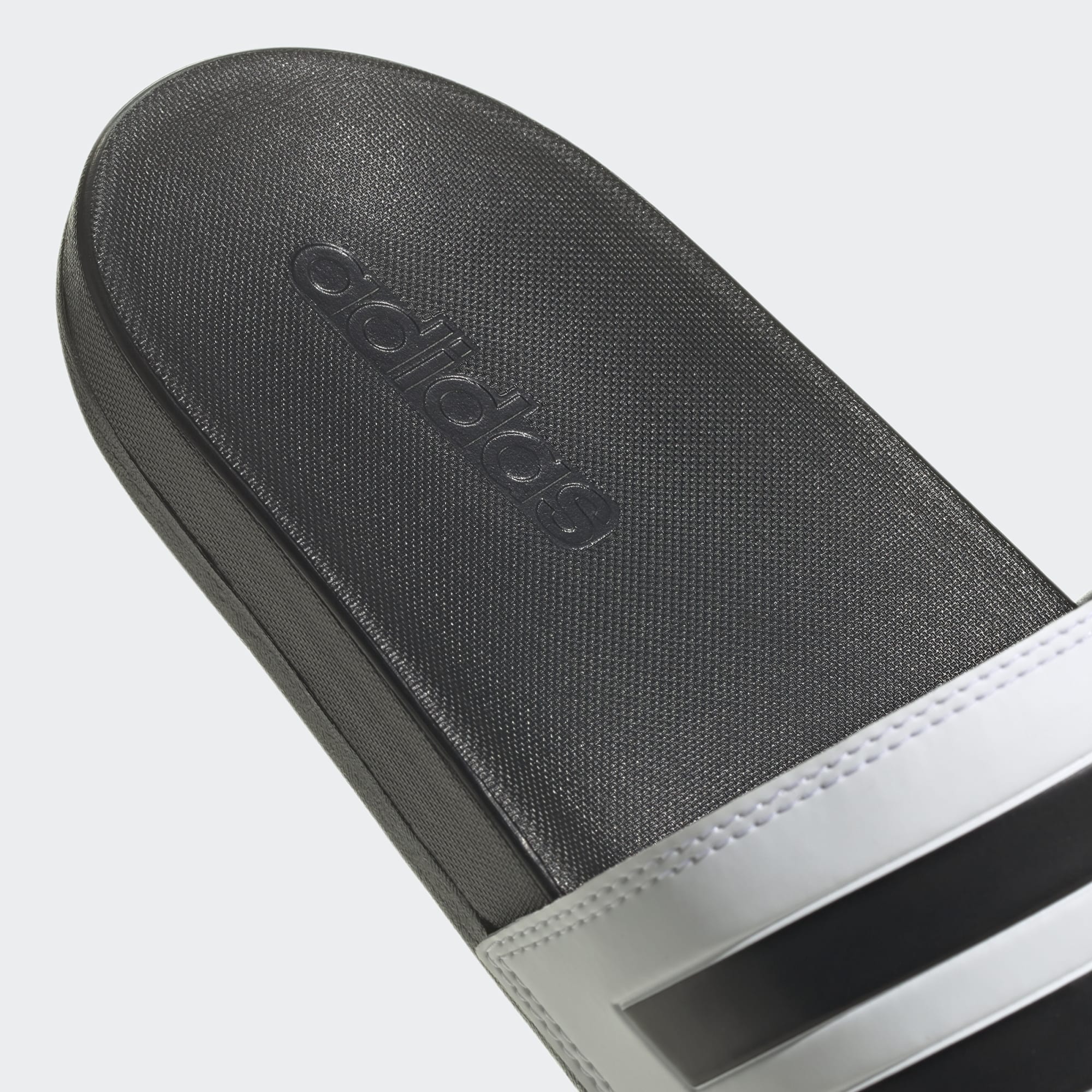 Men's adithtdas Adilette Comfort Slides