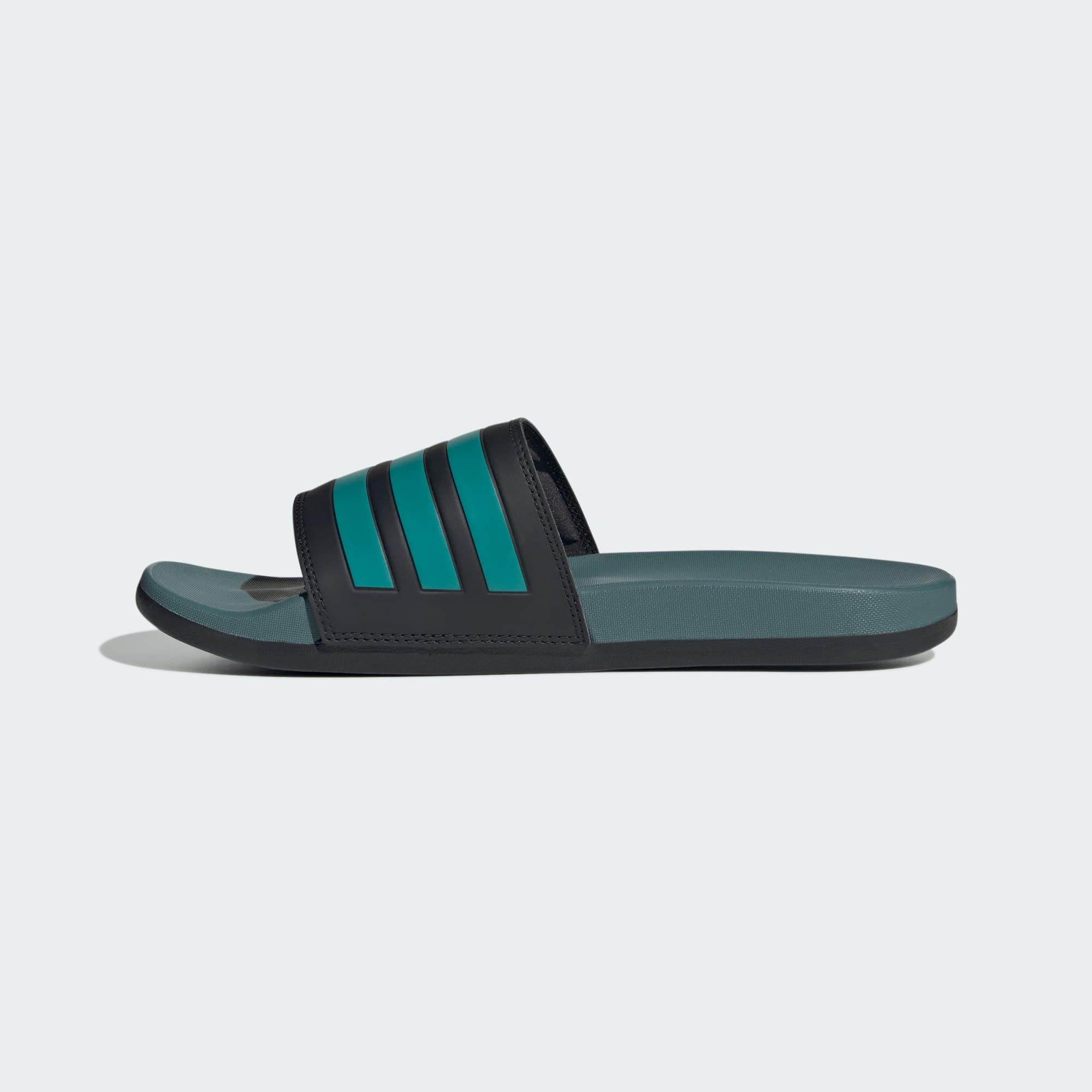 Men's adithtdas Adilette Comfort Slides