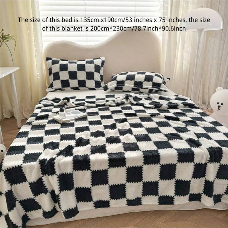 Checkerboard Pattern Blanket, 1 Count 350gsm Soft Comfortable Throw Blanket, Flannel Fleece Blanket, Breathable Soft Blanket, Room Accessories Warm Napping Blanket for Home Office Travel, Bedroom Refresh Decor, Room Accessories, Soft Blankets