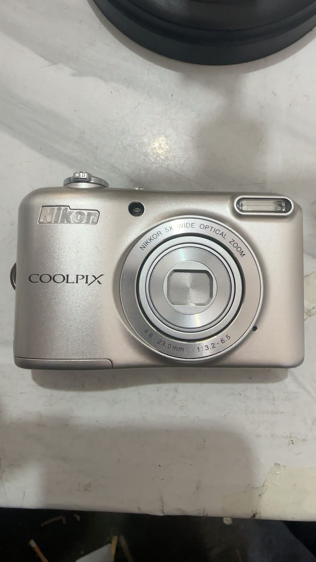 Nikon COOLPIX L28 Silver Compact Digital Camera Tested Functional Condition