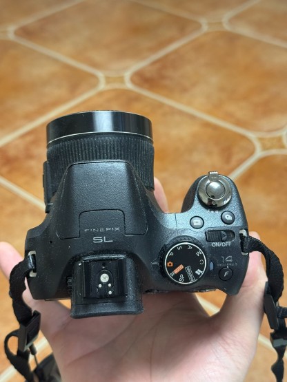 FUJIFILM FinePix SL300 digital camera 