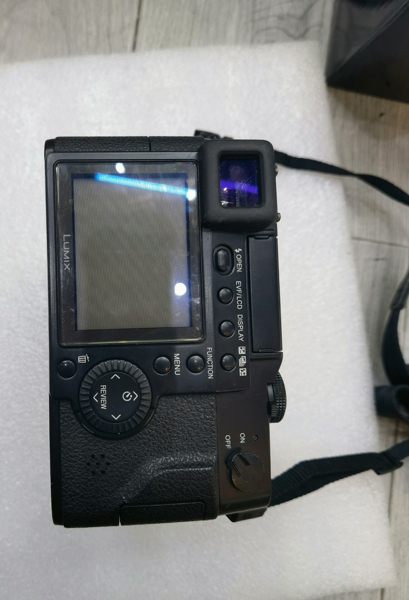 Panasonic Lumix DMC-LC1 Digital Compact Leica 7-22.5mm